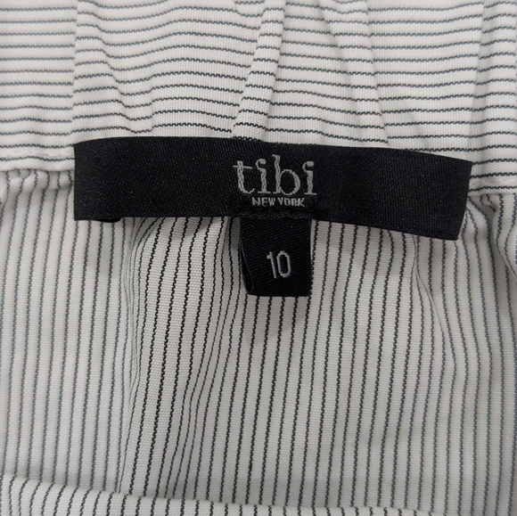 Tibi Revolve Cotton White Black Striped Off The Shoulder Tunic Top 3/4 Sleeve 10 - Picture 9 of 12